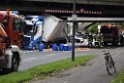 LKW blieb unter Bruecke haengen Koeln Ehrenfeld Innere Kanalstr Hornstr P040